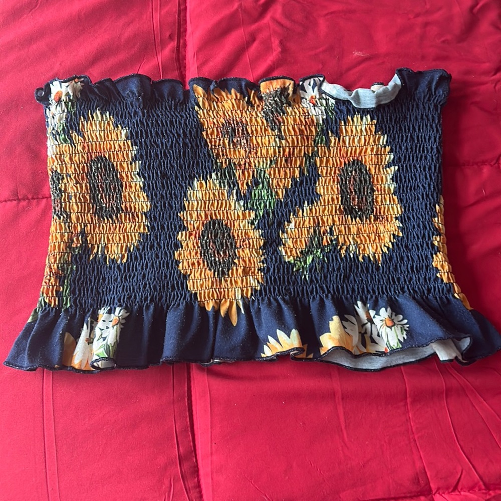 Stretchy crop tube too size Medium